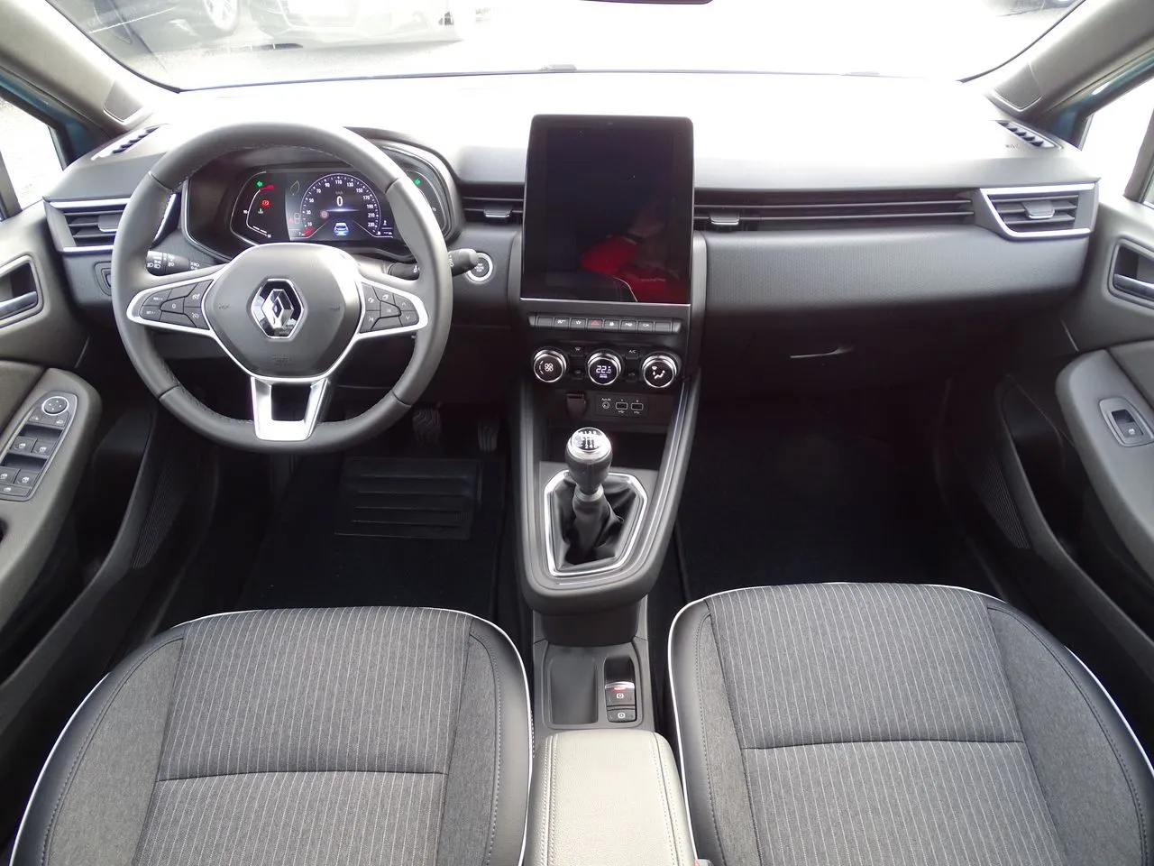 Renault Clio TCe 90 Navi LED Tempomat  Image 6