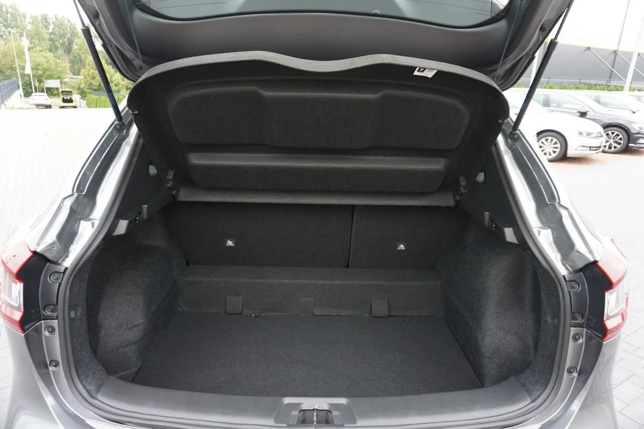 Nissan Qashqai 1.3 DIG-T...  Image 7