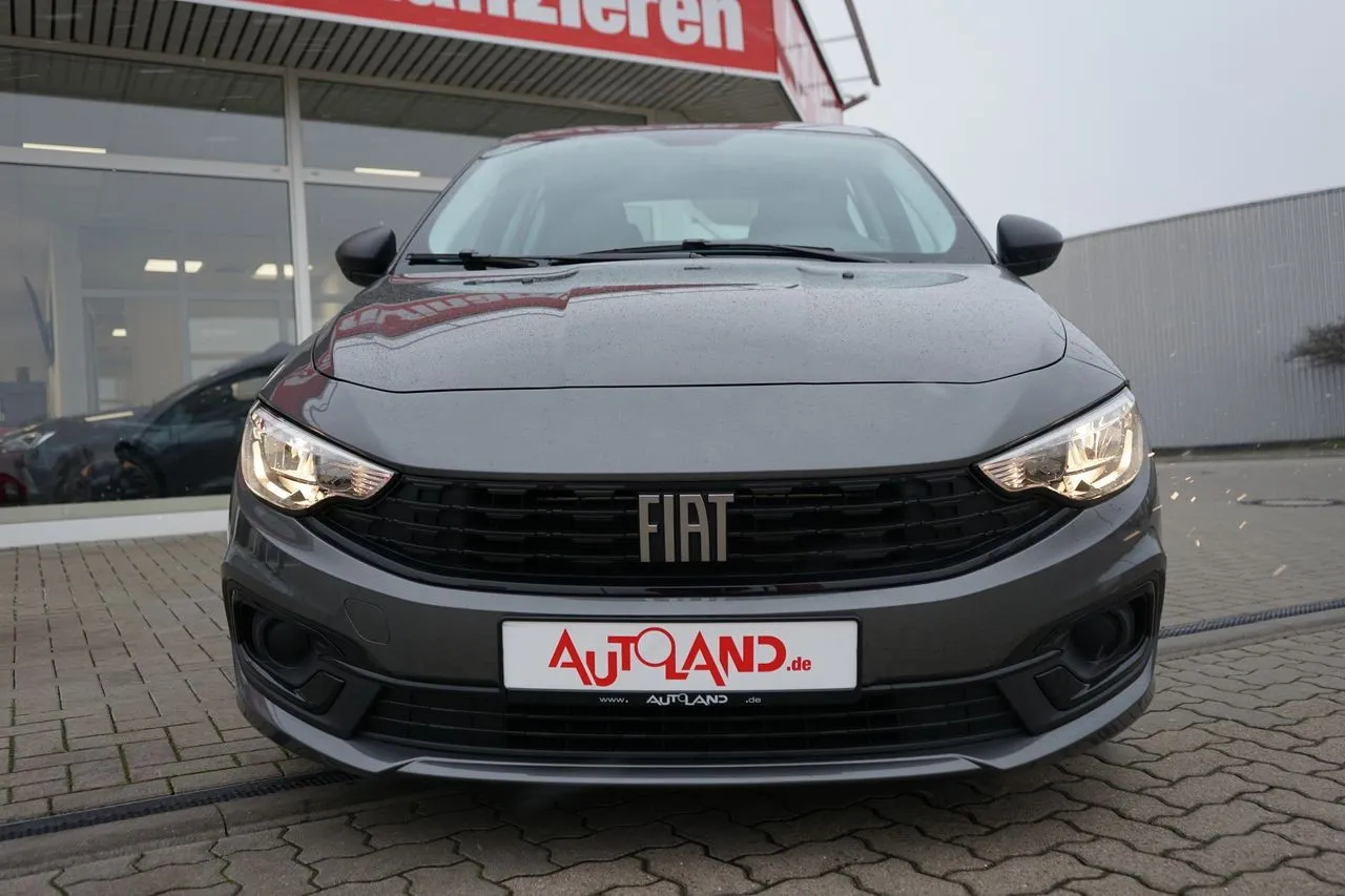 Fiat Tipo Hatchback 1.4 Bluetooth...  Image 5