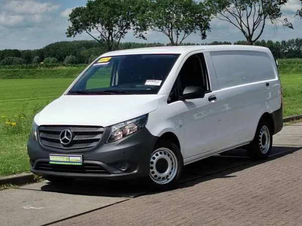 Mercedes-Benz Vito 119 CDI L2H1 Automaat 4MATIC Image 2